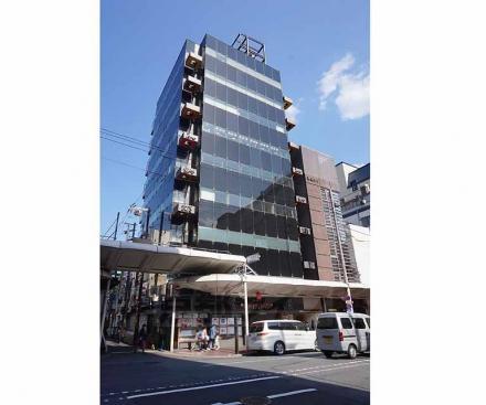 京都あじびる河原町 テナント 京都府京都市中京区 店舗 飲食店可 店舗 リース店舗 京都市中京区山崎町 河原町通に面したテナント賃貸 飲食業も含め様々な業種で相談可能ですのでお気軽にご相談ください 交差点角地で河原町通に面し 視認性もございます